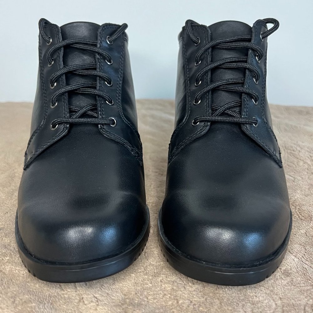 Sporto Black booties Lucy 6 1/2M